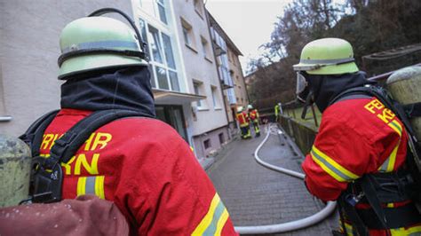 Herd Versehentlich Eingeschaltet Wohnung Nach Brand Nicht Mehr