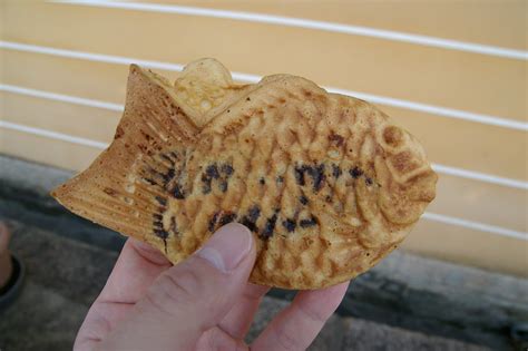 Fish Shaped Pancake This Is A Fish Shaped Pancake Stuffed Flickr