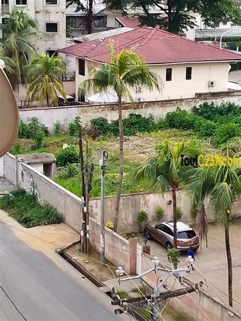 Urgence Terrain Vendre Bonapriso Douala Toutc Cameroun