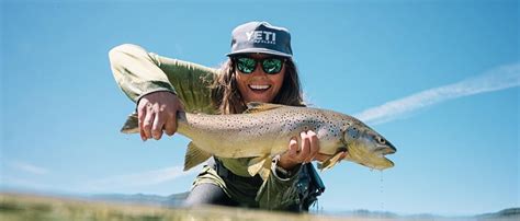 This Beautiful Brunette Has Become A Fly Fishing Sensation Slideshow The Daily Caller