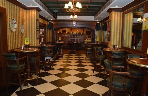 Best Pubs in Chennai, Nightlife, Night Clubs & Bars in Chennai