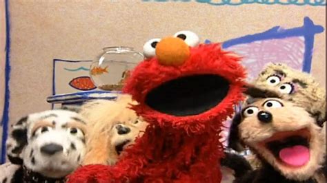 Watch Elmo's World Dogs