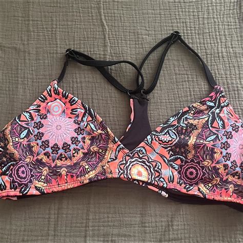 Hurley Bikini Top Beachy Surfing Depop