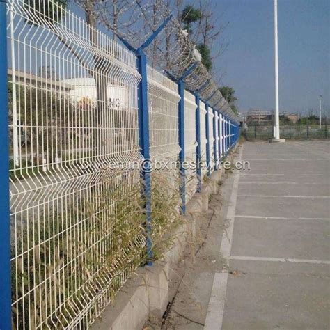 Curvy Welded Wire Mesh Fence