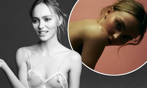 Jennie S And Lily Rose Depp Hot Sex Picture