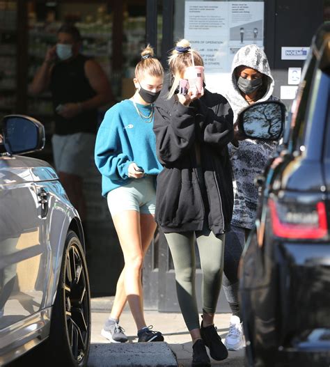 Hailey Baldwin Bieber Cameltoe And Hot Bikini Shots Thefappening Link