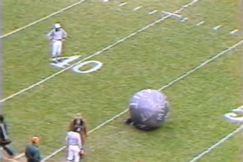 Watch this: MIT's adorably nerdy hack during 1982 Harvard-Yale game