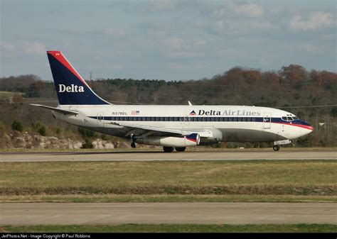 N379DL Boeing 737 247 Adv Delta Air Lines Paul Robbins JetPhotos