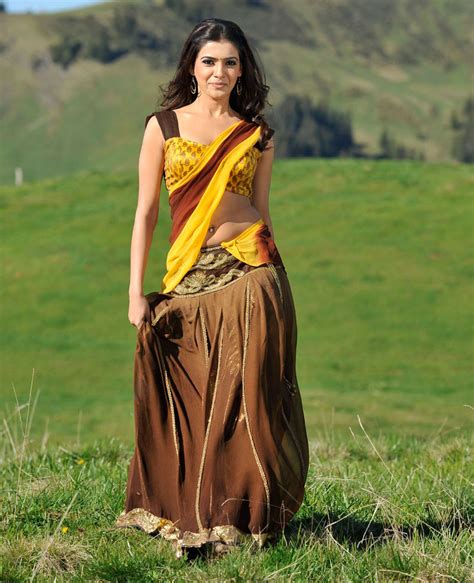 Oviya Hot Saree Navel Actrees Navel Show