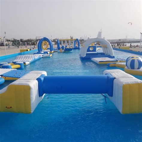 Bouncia Pool Obstacle Course Inflatables Water Park With Floating Water Slide 60 People China