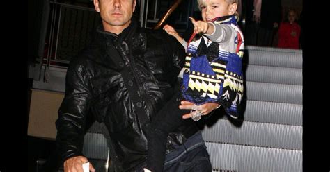 Gavin Rossdale Gwen Stefani et leurs deux enfants vont au cinéma 26