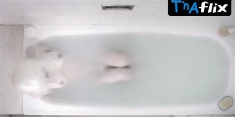 Sofia Gala Castiglione Lesbian Breasts Scene In Cadaver Exquisito Tnaflix