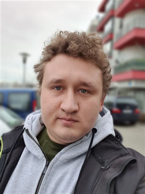 Samsung Galaxy S10+ jest świetny, choć do ideału mu brakuje