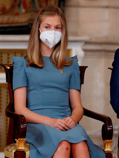 Leonor deslumbra con un vestido de la marca sevillana Vogana (y Sofía