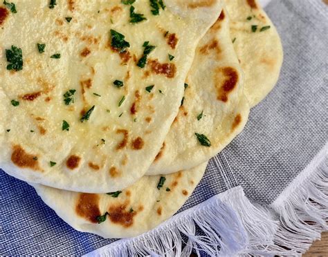 Homemade Garlic Butter Naan Bread - getfooding.com