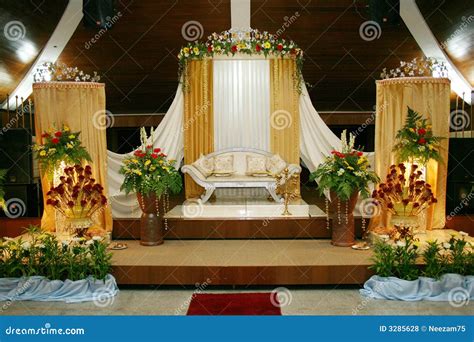 Wedding Dias Stock Photo Image Of Decoration Layers 3285628