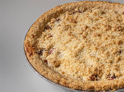 Gooseberry Crumb Pie – Be Happy Pie Company