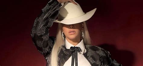 Cowgirls Are Hot Η Beyonce κάνει τάση το look του αγελαδάρη και είναι σέξι