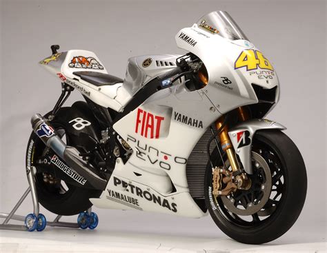 Racing Scale Models Yamaha YZR M1 V Rossi Estoril 2009 By Utage