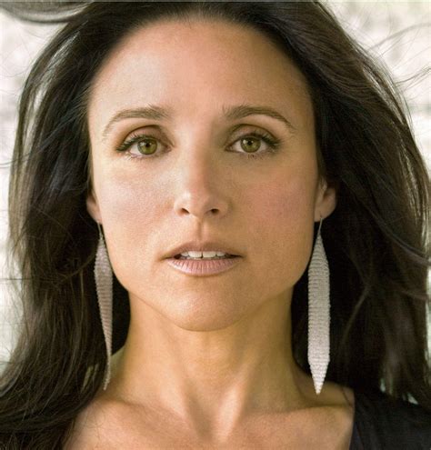 Download Julia Louis Dreyfus Female Actress Comedian Wallpaper