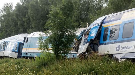 Three Killed Dozens Hurt In Czech Train Crash