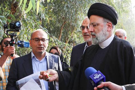 مشرق نیوز عکس بازدید رئیسی از بخش‌های مختلف کارخانه و مزرعه کشت چوب