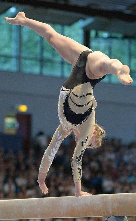 Pin Von Maykos Auf 19 Women S Sports Gymnastik Fotografie Gymnastik