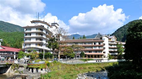 四万温泉｜年末年始の家族旅行！穴場な宿のおすすめは？ 四万温泉 寿屋旅館＜群馬県＞の口コミ お湯たび