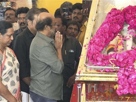 Vijayakanth funeral in Chennai: Massive crowd bids farewell to beloved ...