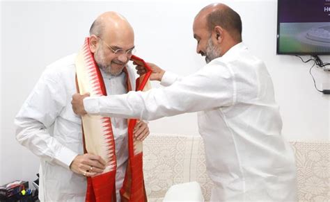 Former Telangana Bjp Chief Bandi Sanjay Meets Amit Shah In Delhi