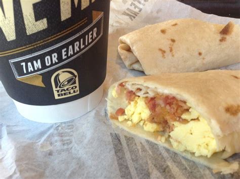 Taco Bell Breakfast Menu Review - Fast Food Menu Prices