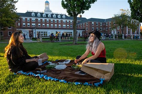 Undergraduate Students | Healthy @ Tufts