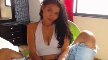 Stunning Colombian Babe On Cam Porn300