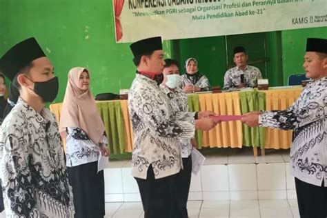 Guru Non ASN Dapat UANG TAMBAHAN Mulai Sebesar Rp4 5 Juta Dari