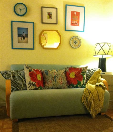 EMPHASIS: Living Room: Pop of Color