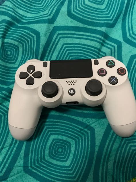 PS4 Controller White on Carousell