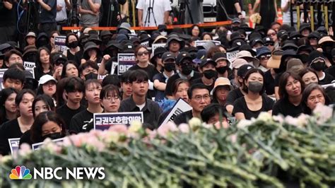 South Korean Teachers Rally After Colleagues Death The Global Herald