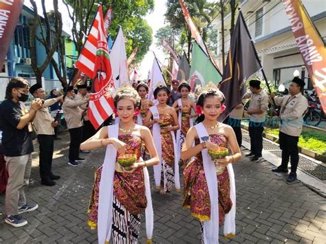 Kpu Kabupaten Malang Terima 18 Bendera Parpol Pemilu 2024