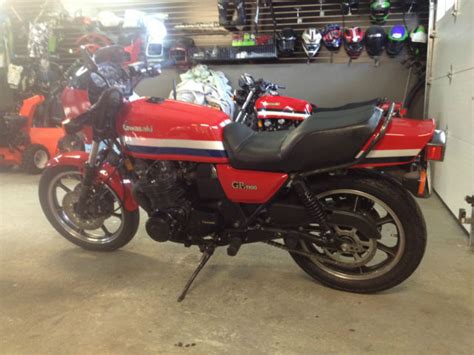 1982 KAWASAKI GPZ 1100 B2 MODEL