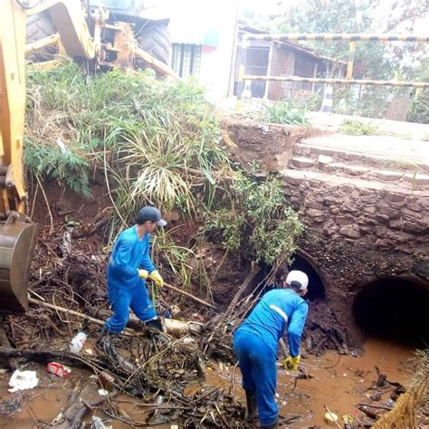 Equipes De Limpeza Urbana Retiram Mais De Seis Toneladas De Lixo De