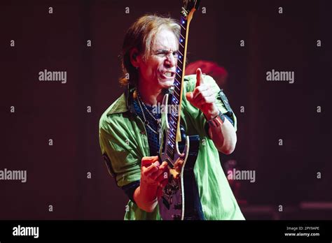 Steve Vai Milano Hi Res Stock Photography And Images Alamy