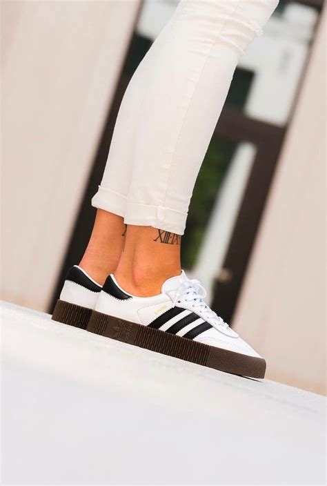 adidas Originals Sambarose | White shoes sneakers, Samba shoes ...