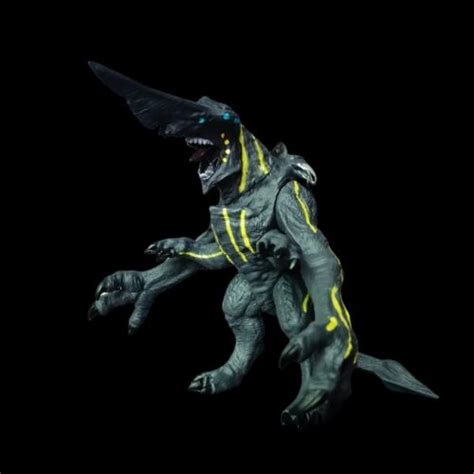 NECA Monster Scunner Leathback Kaiju Trespasser Knifehead Pacific Rim 2