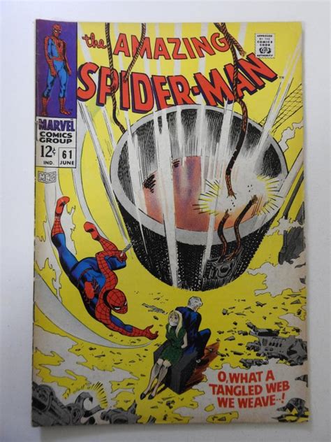 The Amazing Spider Man Vg Condition Centerfold Detached