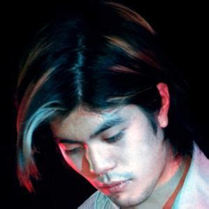 James Iha - Bio, Family, Trivia | Famous Birthdays