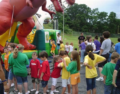 June 2010 Brookline Elementary School Fun Day