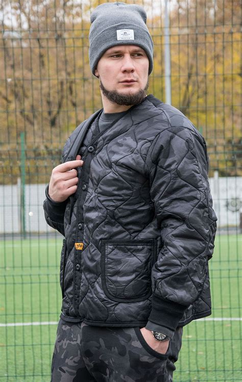 Куртка-подстёжка ALPHA INDUSTRIES с карманами и манжетами CLASSIC M-65 ...