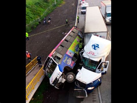 La Jornada Cuatro Fallecidos Tras Volcadura En La Autopista M Xico