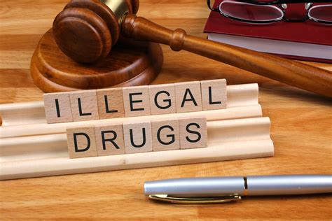 Free Of Charge Creative Commons Illegal Drugs Image Legal 17