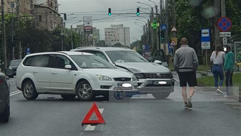 Fotogalerie Accident Cu Victim Pe Drumul Careiului Trafic Afectat Pe